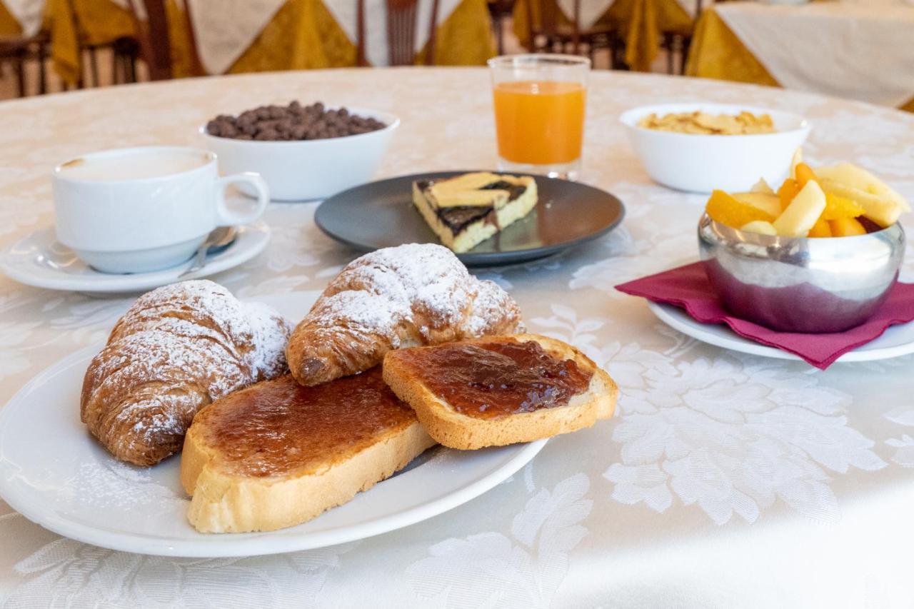 Hotel Tiglio Rimini Zewnętrze zdjęcie