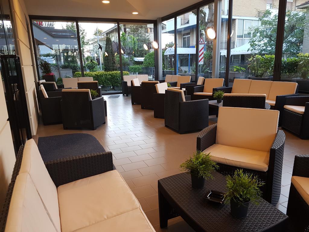 Hotel Tiglio Rimini Zewnętrze zdjęcie