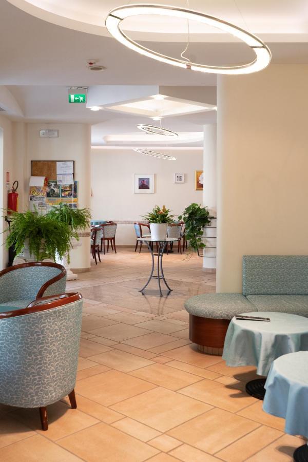 Hotel Tiglio Rimini Zewnętrze zdjęcie
